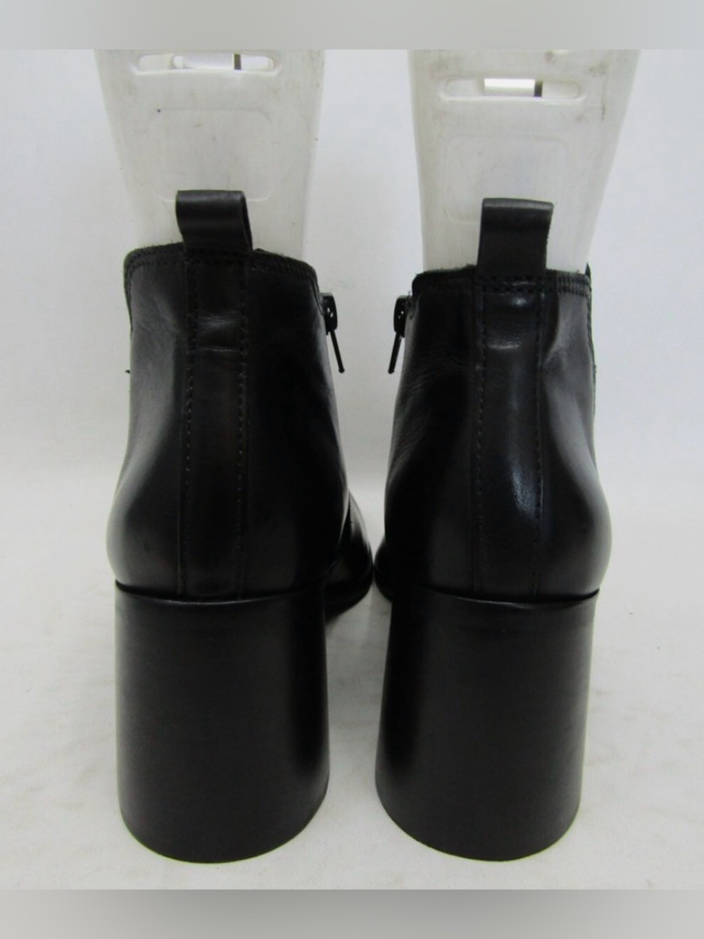 NEW Lucky Brand Black Leather Chelsea Block Heel Ankle Boots Zip-Up - Picture 5 of 9